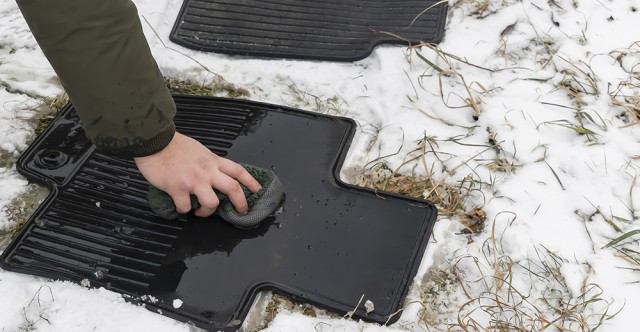 Winter Floor Mats: Essential Safety Gear For Your Vehicle